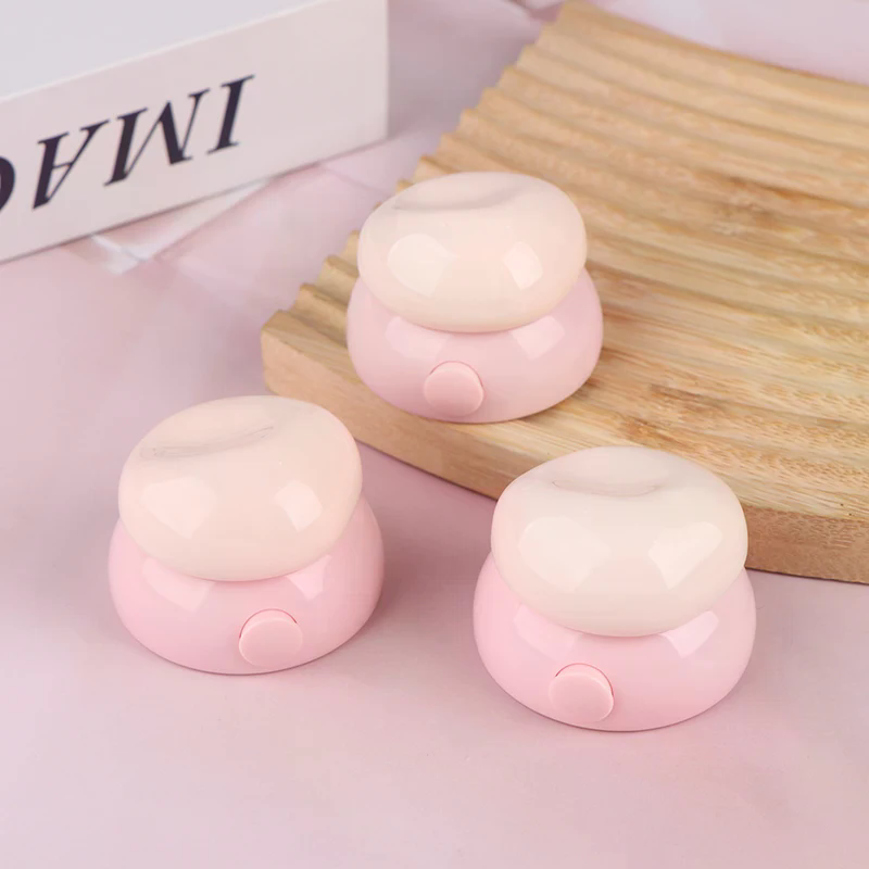 Lip Balm - 3.5gミニフェイスクリームボックス、リップバームボックス、シリコンスプーン付き詰め替えボトル、化粧品空容器、メイクアップスキンケア容器