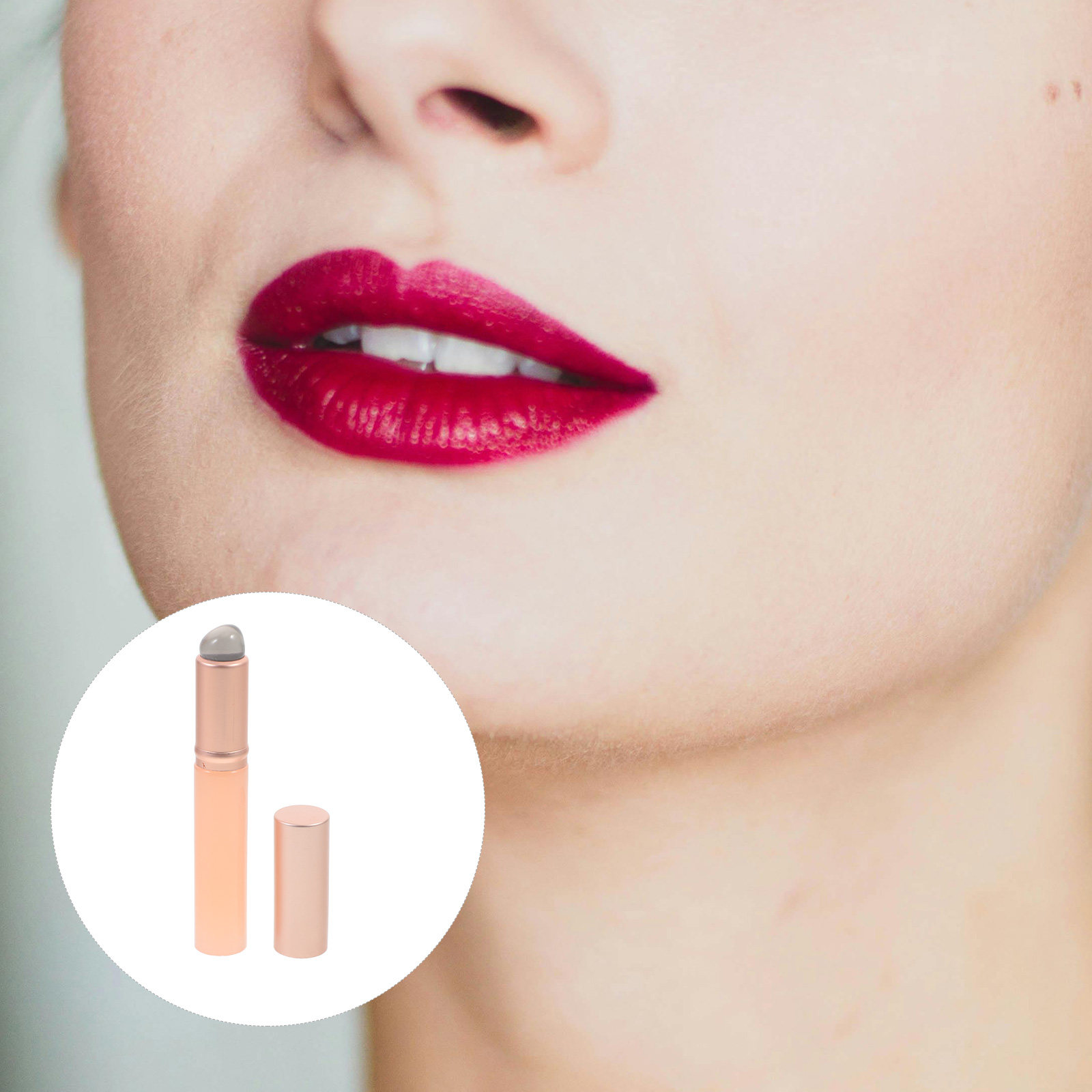 Lip Balm - 2個入り シリコン製 リップアプリケーターセット。口紅、リップグロス、リップバーム、スクラブ、マスクなどを塗るのに使える。柔軟性のあるヘッドとしっかりとしたハンドルで、使いやすく、お手入れも簡単。美容メイクに最適。