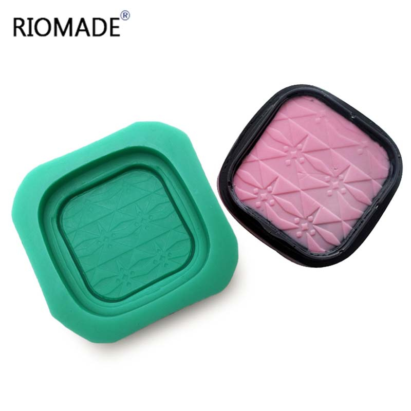 メイクアップツール、口紅、マニキュア、フォンダンケーキデコレ - Lip Balm のレビューと価格